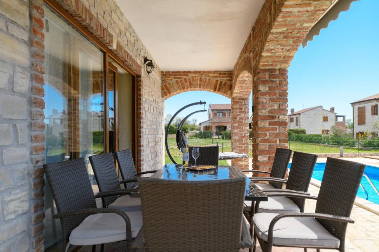 Paradis Villa Stone Queen With Heated Pool Butkovići 外观 照片