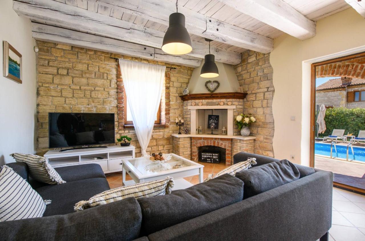 Paradis Villa Stone Queen With Heated Pool Butkovići 外观 照片