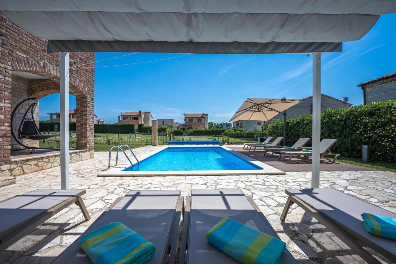 Paradis Villa Stone Queen With Heated Pool Butkovići 外观 照片